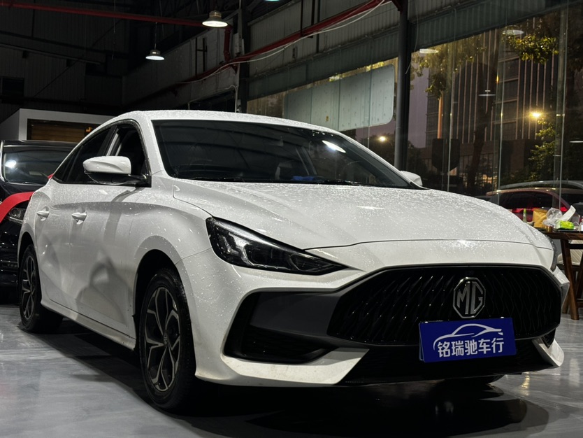 MG 5 2025 car image #3