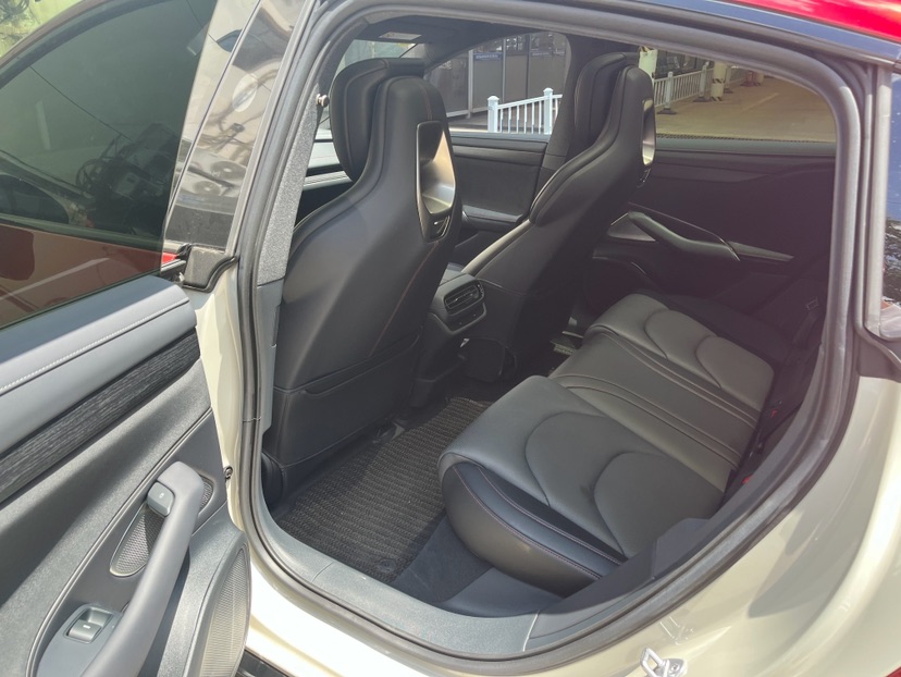 MI SU7 2025 car image #7