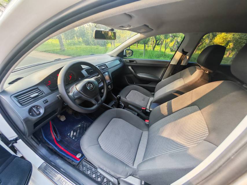 Volkswagen Santana 2018 car image #7