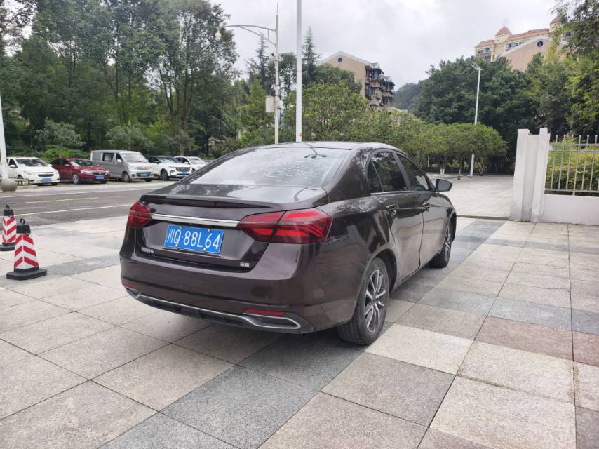 GEELY Emgrand 2019 #4 GEELY Emgrand 2019 car image #4