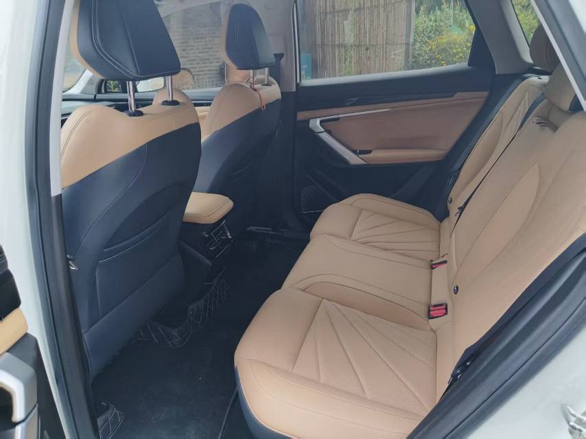 GEELY Boyue L 2023 car image #5