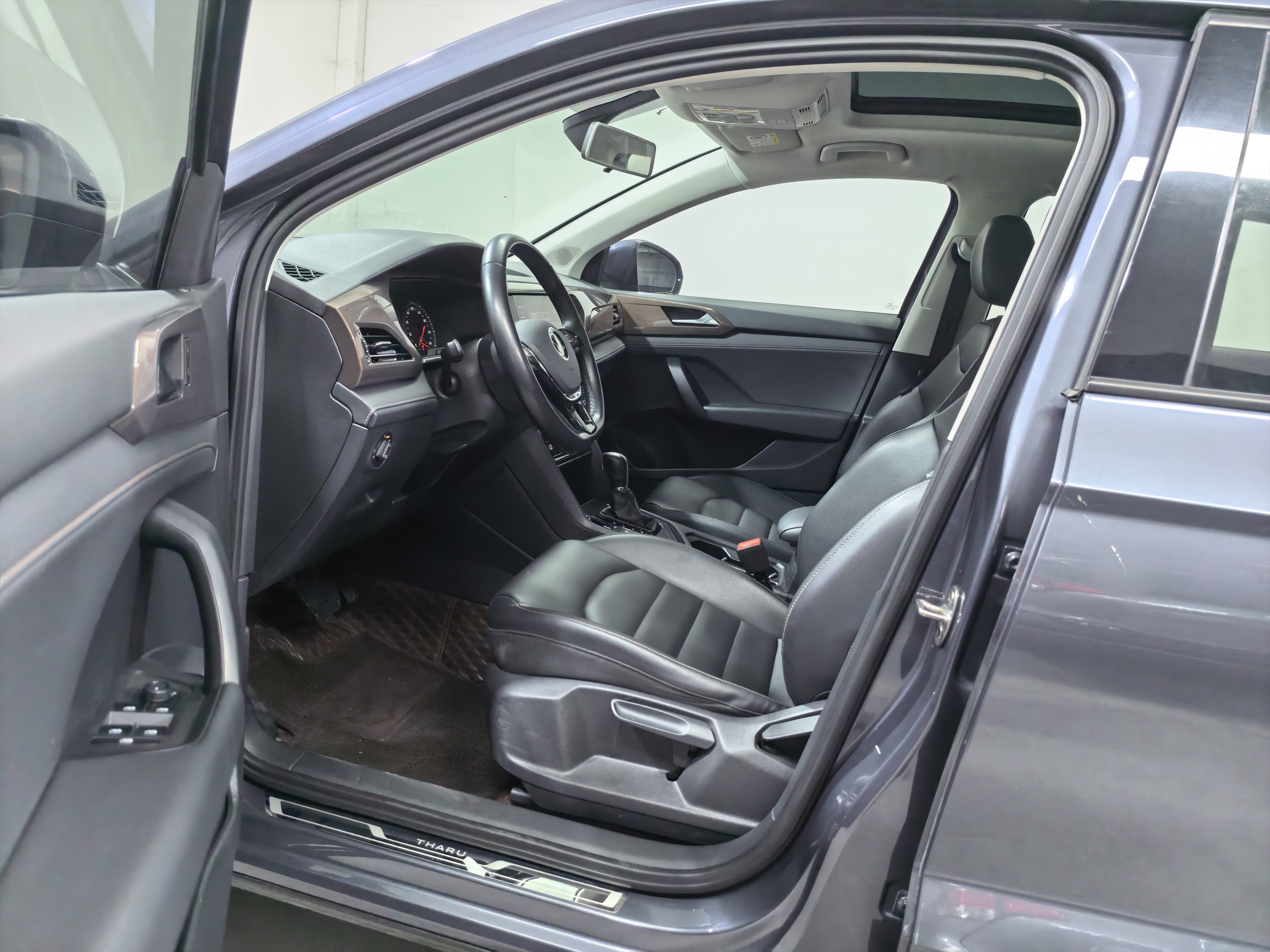 Volkswagen Tharu 2021 car image #11