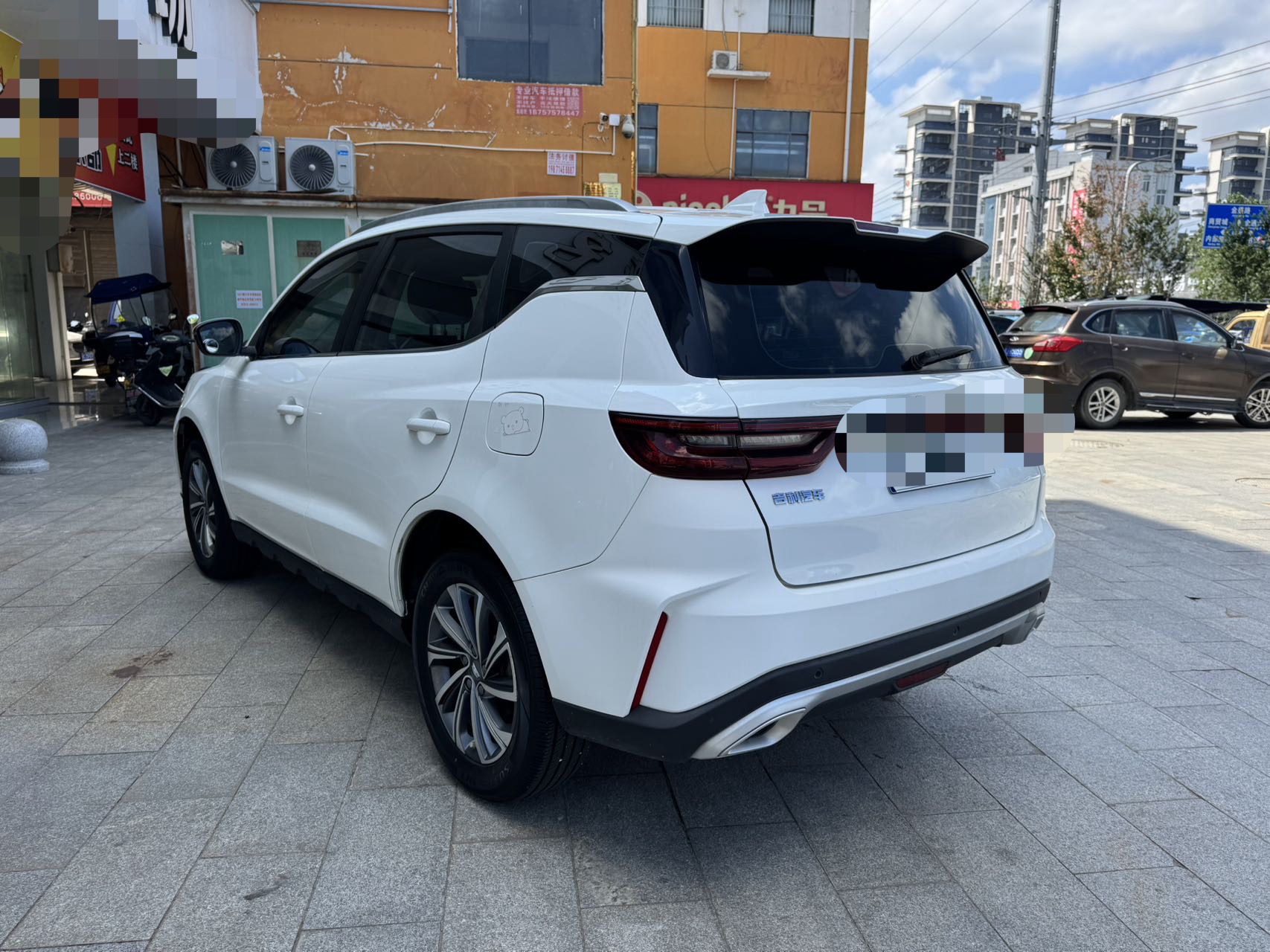 GEELY Vision X6 2022 car image #6