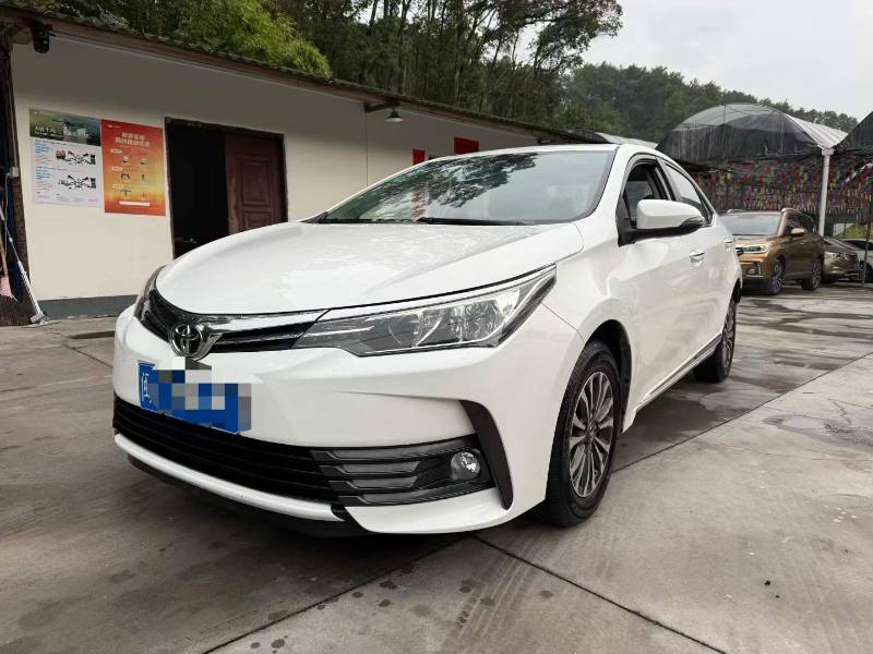 Toyota Corolla 2017 Toyota Corolla 2017 immagine di auto