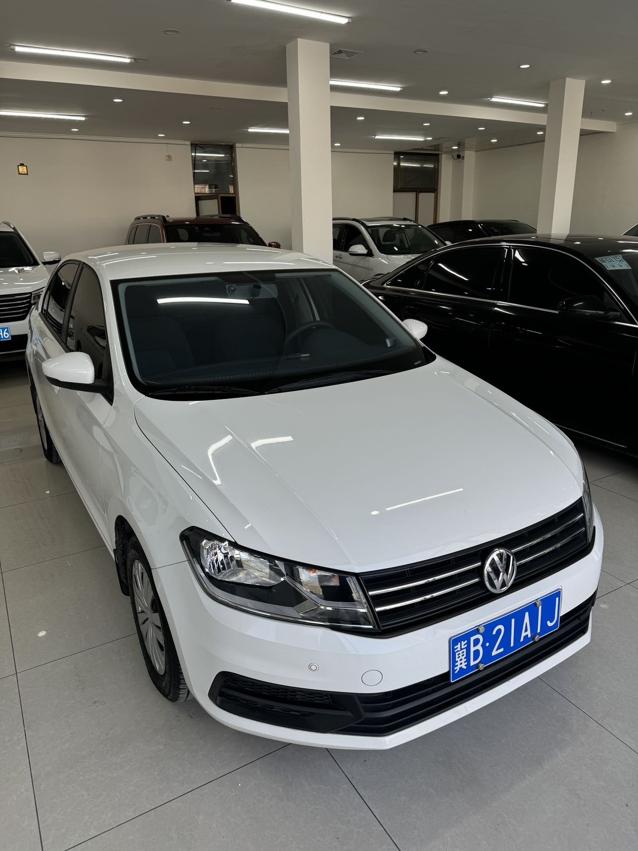 Volkswagen Santana 2021 car image #3