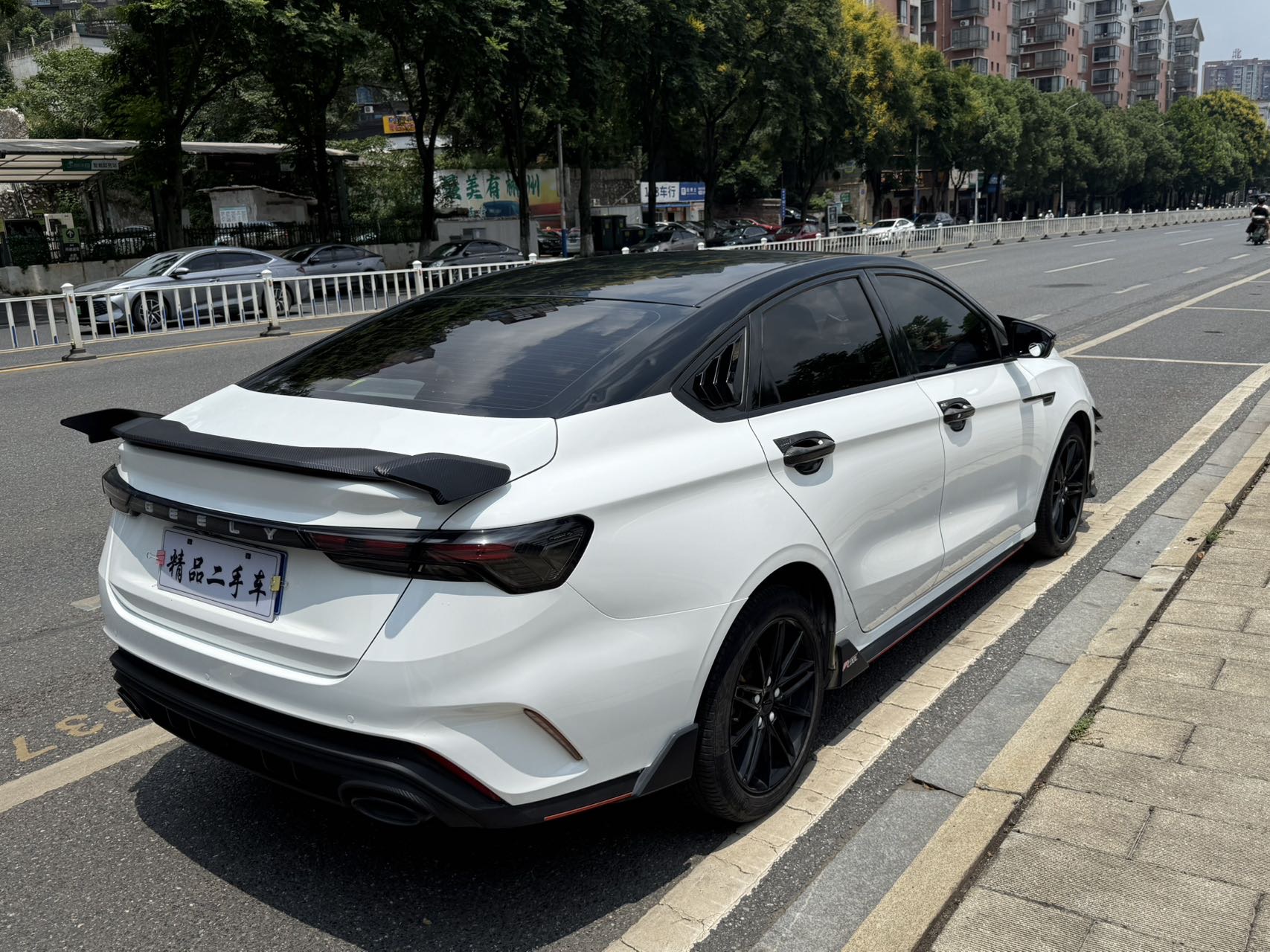 GEELY Binray 2023 car image #6