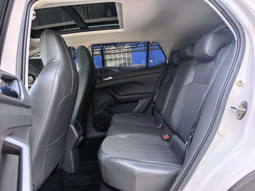 Volkswagen T-Cross 2021 #8 Volkswagen T-Cross 2021 car image #8