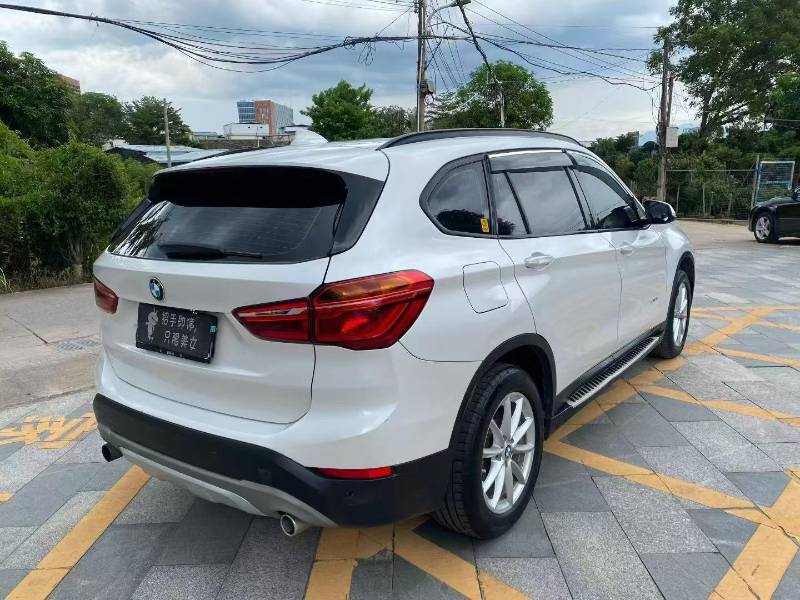 BMW X1 2018 car image #9