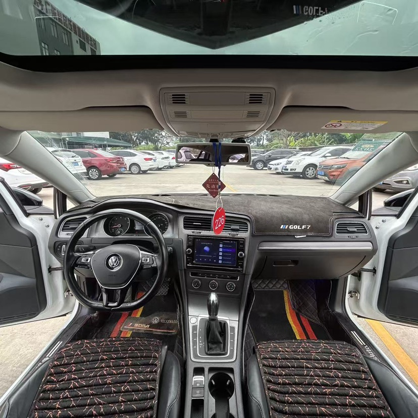 Volkswagen Golf 2016 car image #6