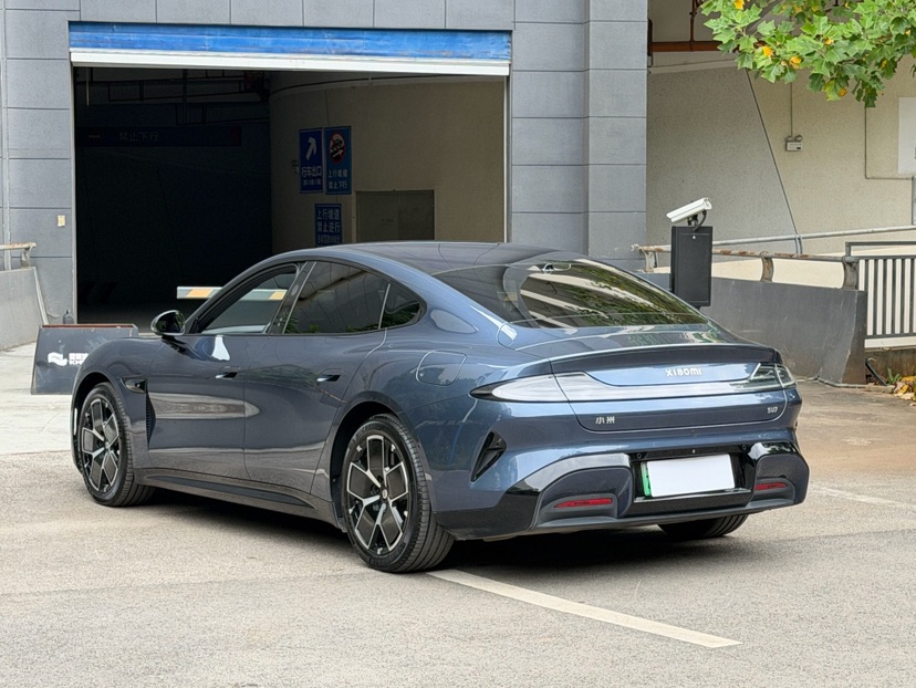 MI SU7 2024 car image #4