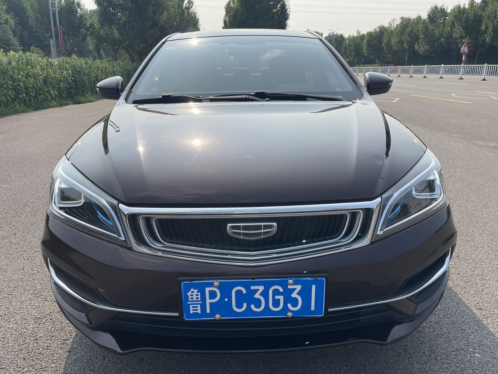 GEELY Emgrand 2019 #2 GEELY Emgrand 2019 car image #2
