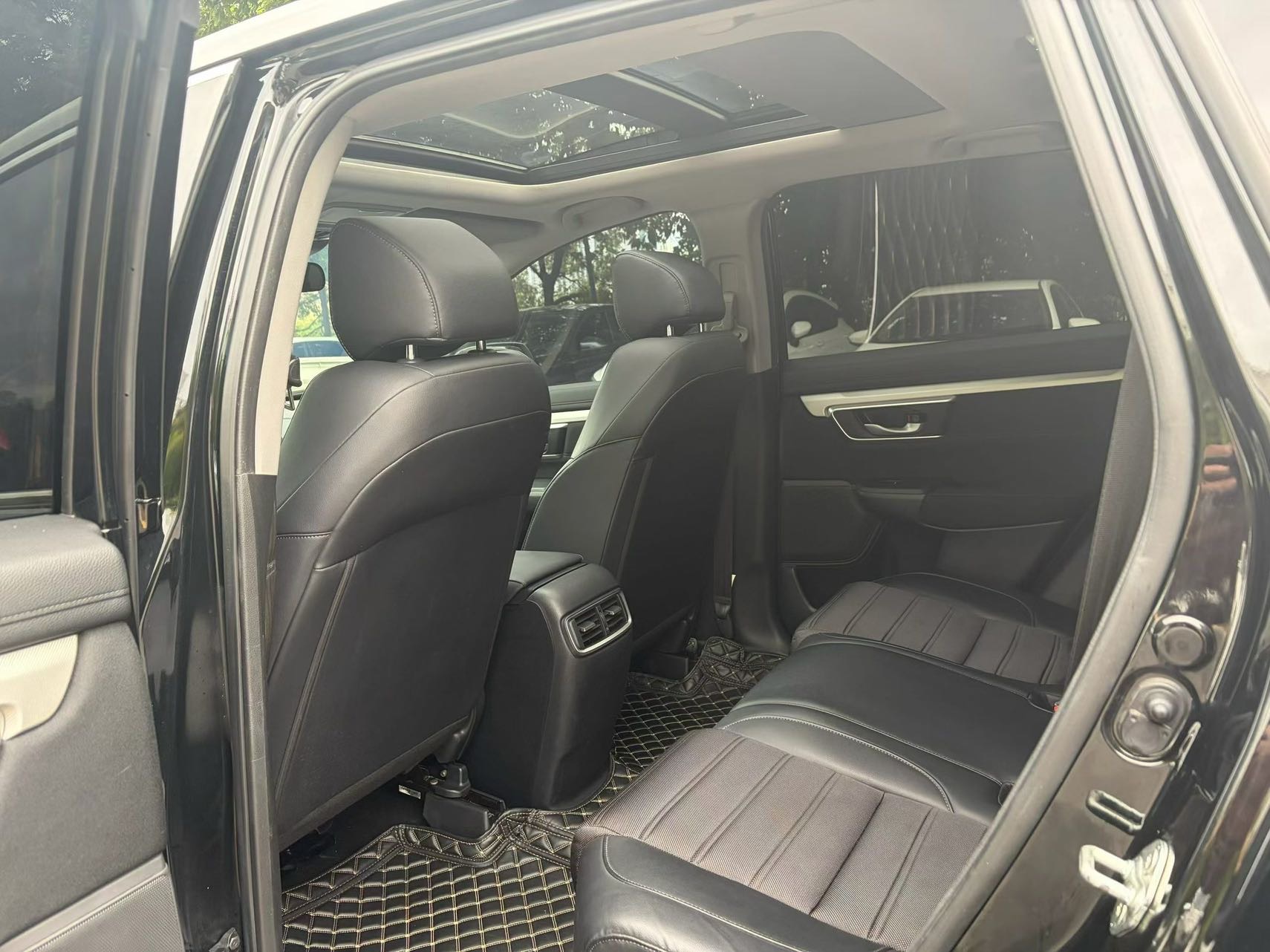 Honda CR-V 2022 car image #9