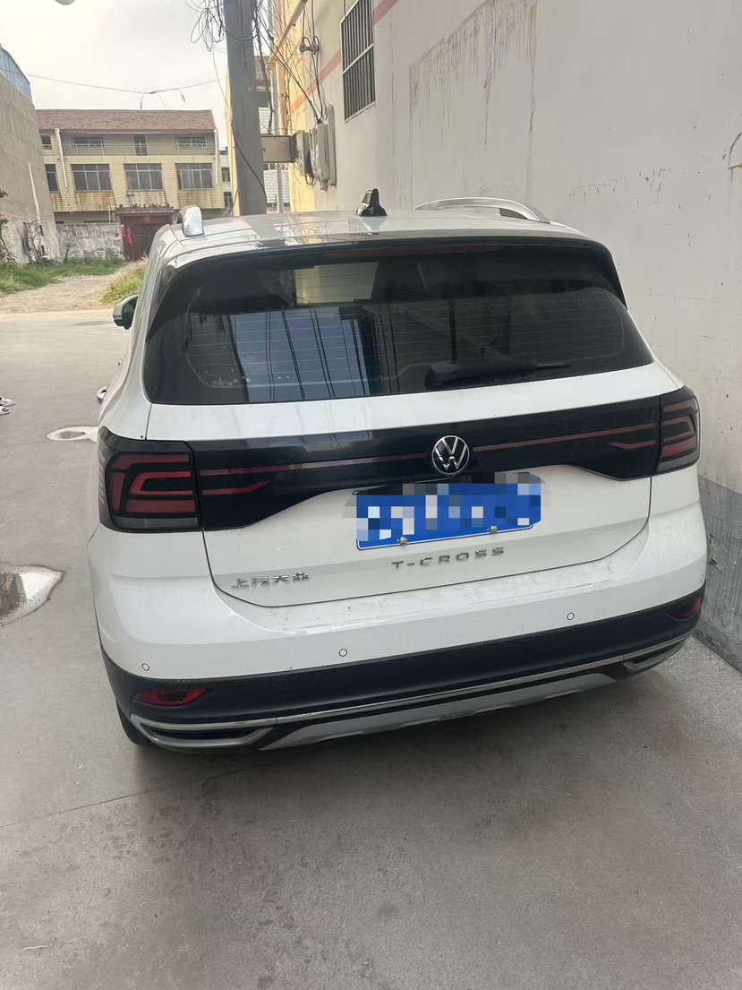 Volkswagen T-Cross 2021 #3 Volkswagen T-Cross 2021 car image #3