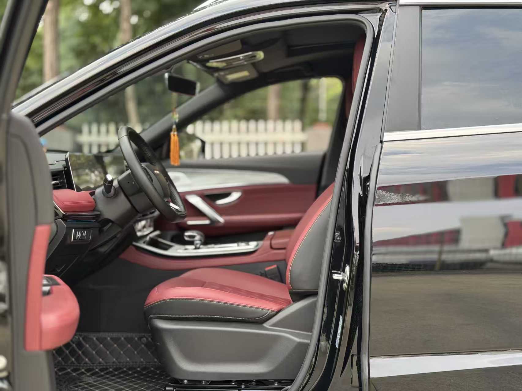 Jetour X70 PLUS 2024 car image #4