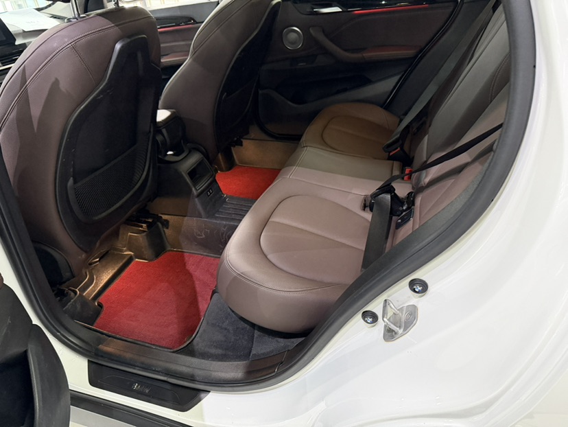 BMW X1 2021 صورة سيارة #3