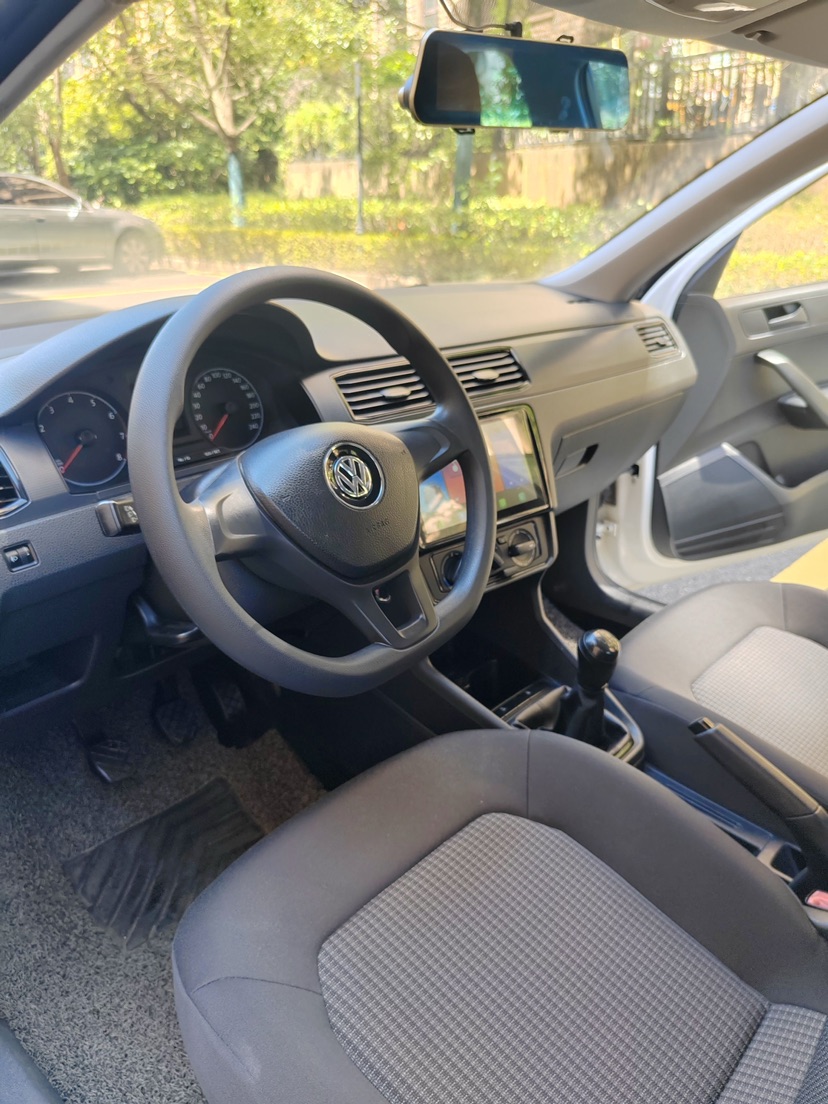 Volkswagen Santana 2020 car image #4