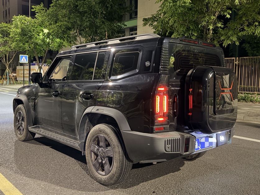 Jetour Traveller 2024 car image #11