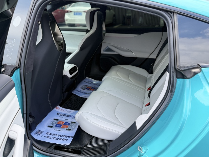 MI SU7 2024 car image #5