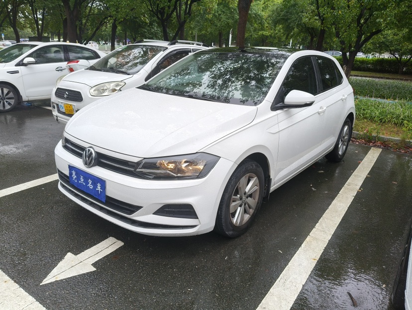 Volkswagen Polo 2019 car image 