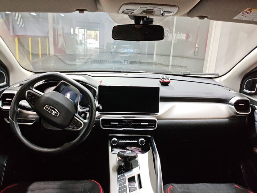 GEELY Coolray 2024 #6 GEELY Coolray 2024 car image #6