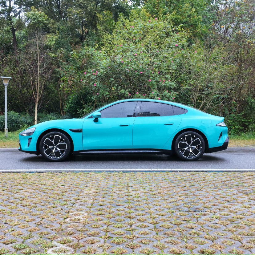 MI SU7 2025 immagine di auto #7