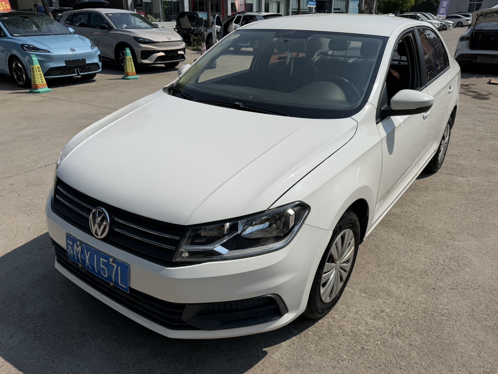 Volkswagen Santana 2018 car image 