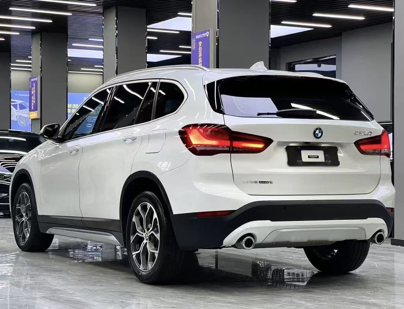 BMW X1 2021 car image #8
