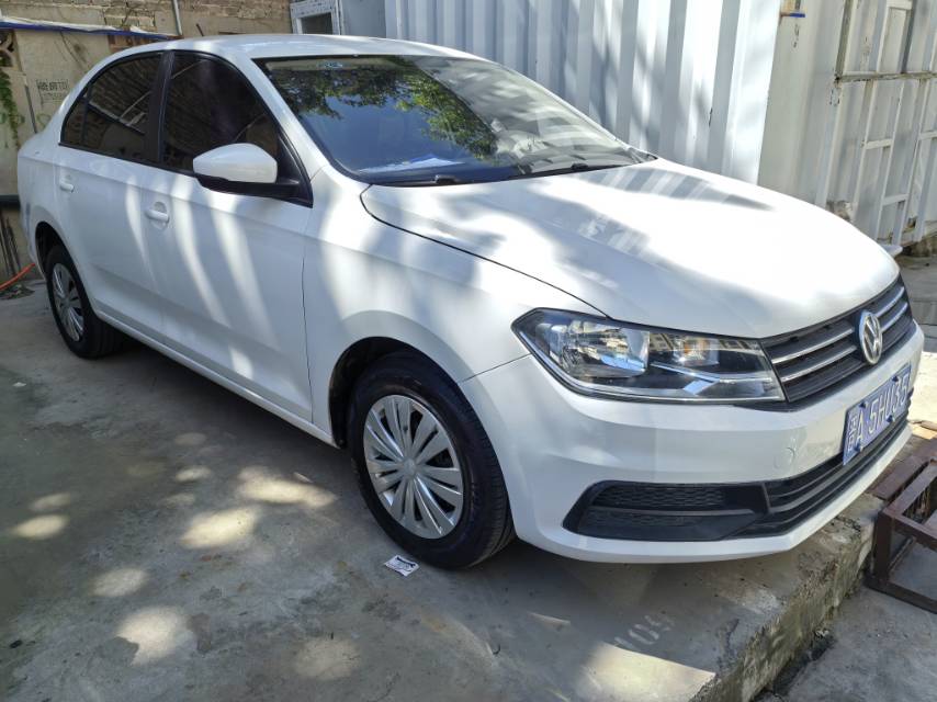 Volkswagen Santana 2021 car image #2