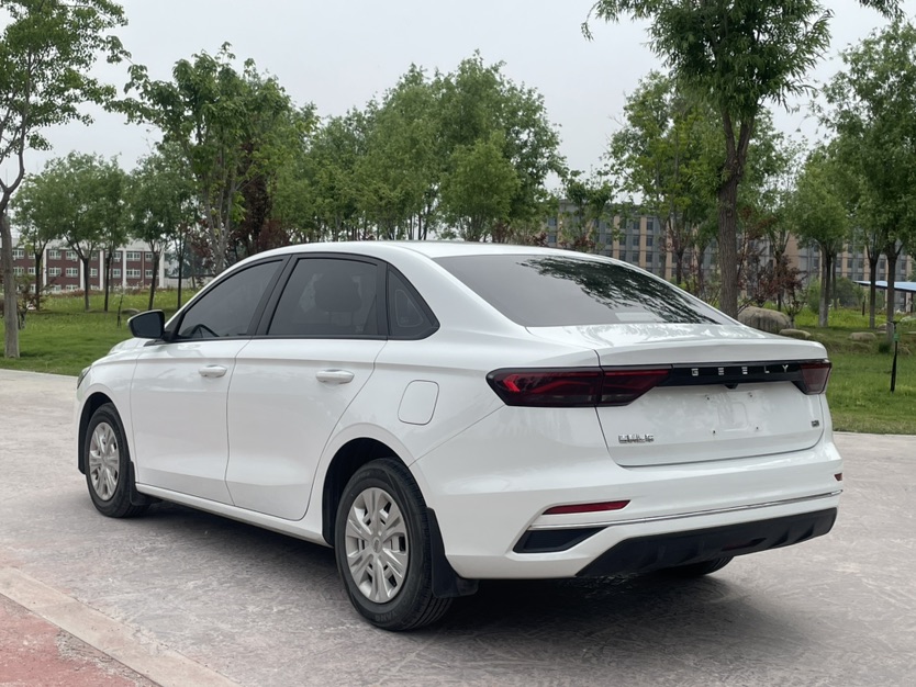 GEELY Emgrand 2023 #13 GEELY Emgrand 2023 car image #13