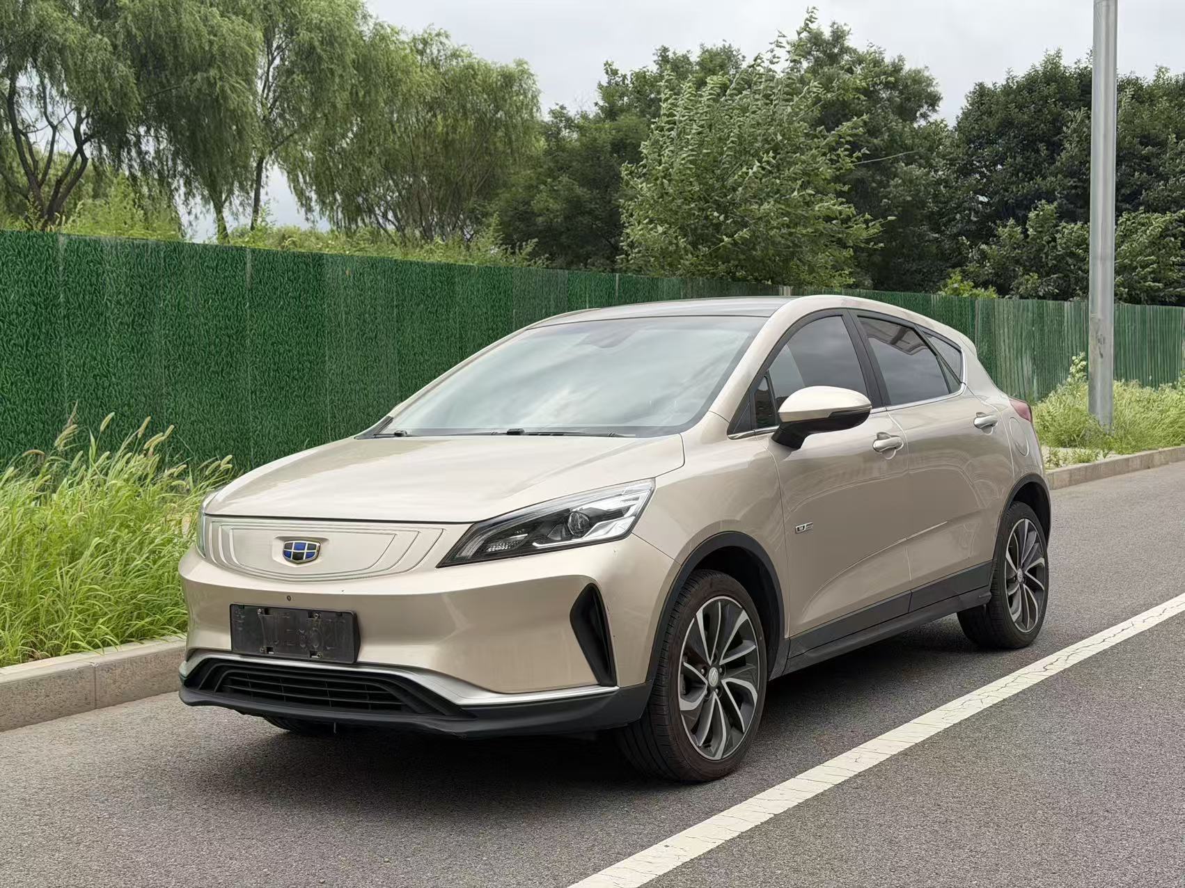 GEELY Emgrand GSe 2019 car image 