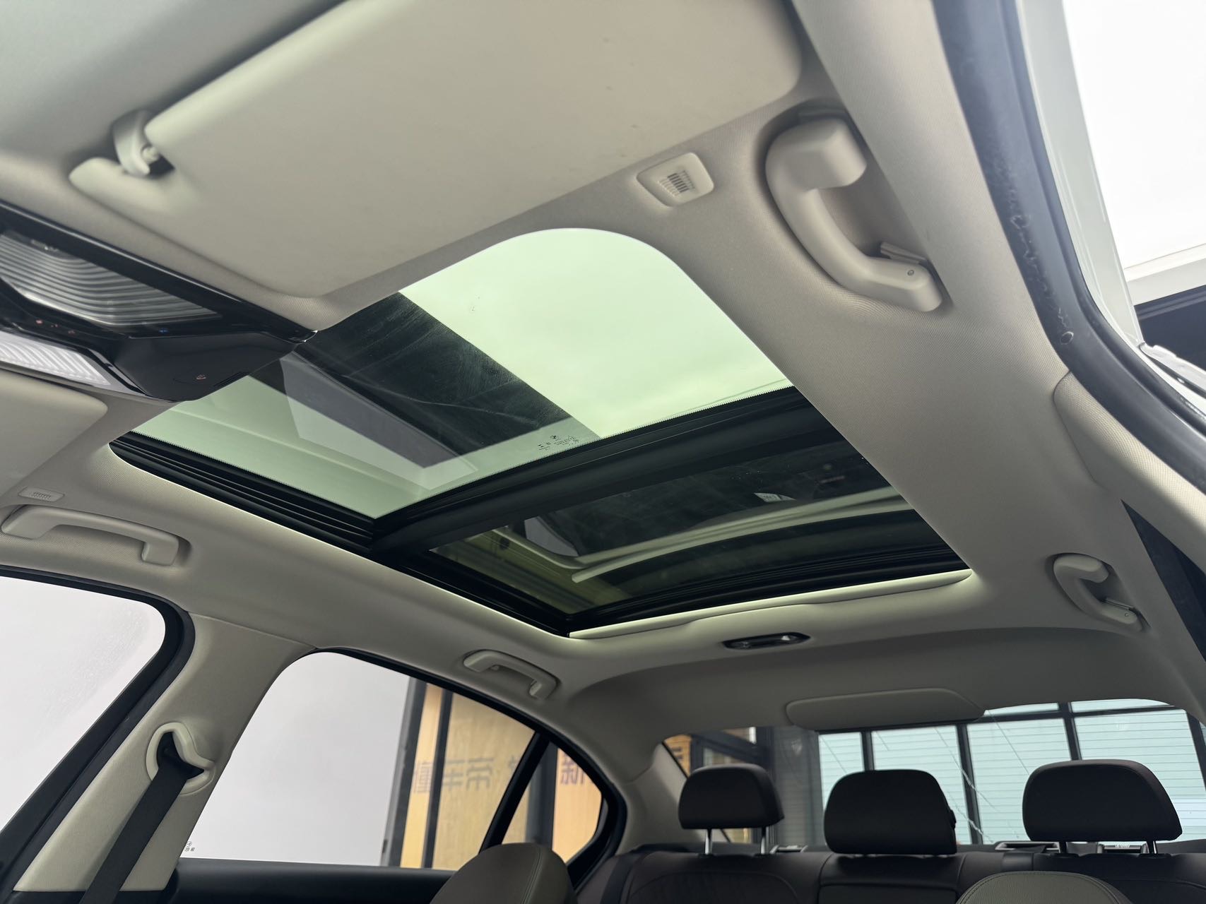 BMW i3 2022 #7 BMW i3 2022 car image #7