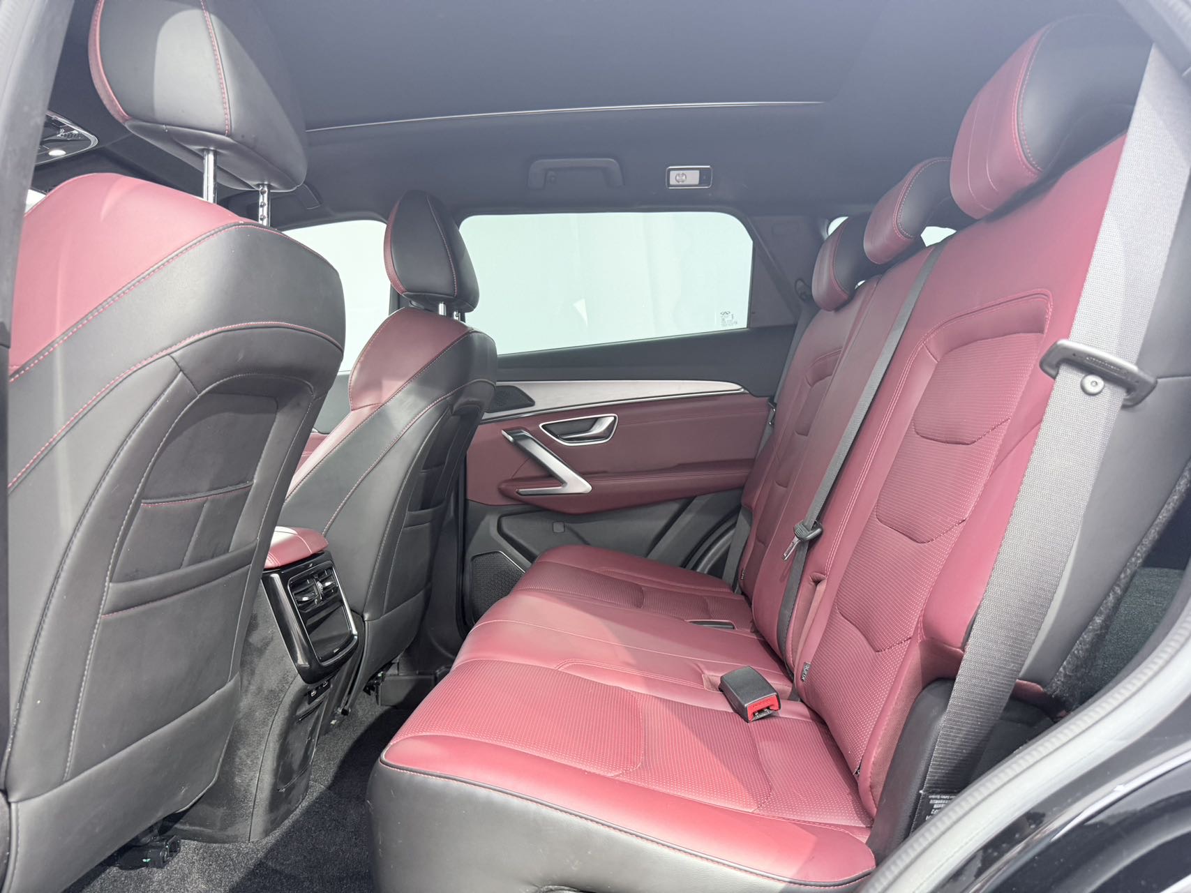 Jetour X70 PLUS 2023 car image #8