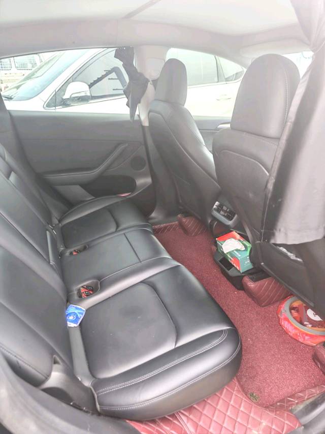 Tesla Model Y 2022 car image #7