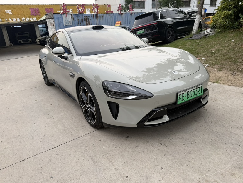 MI SU7 2025 MI SU7 2025 immagine di auto