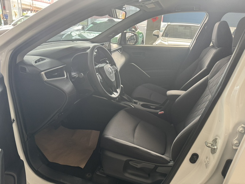 Toyota Corolla Cross 2023 صورة سيارة #4