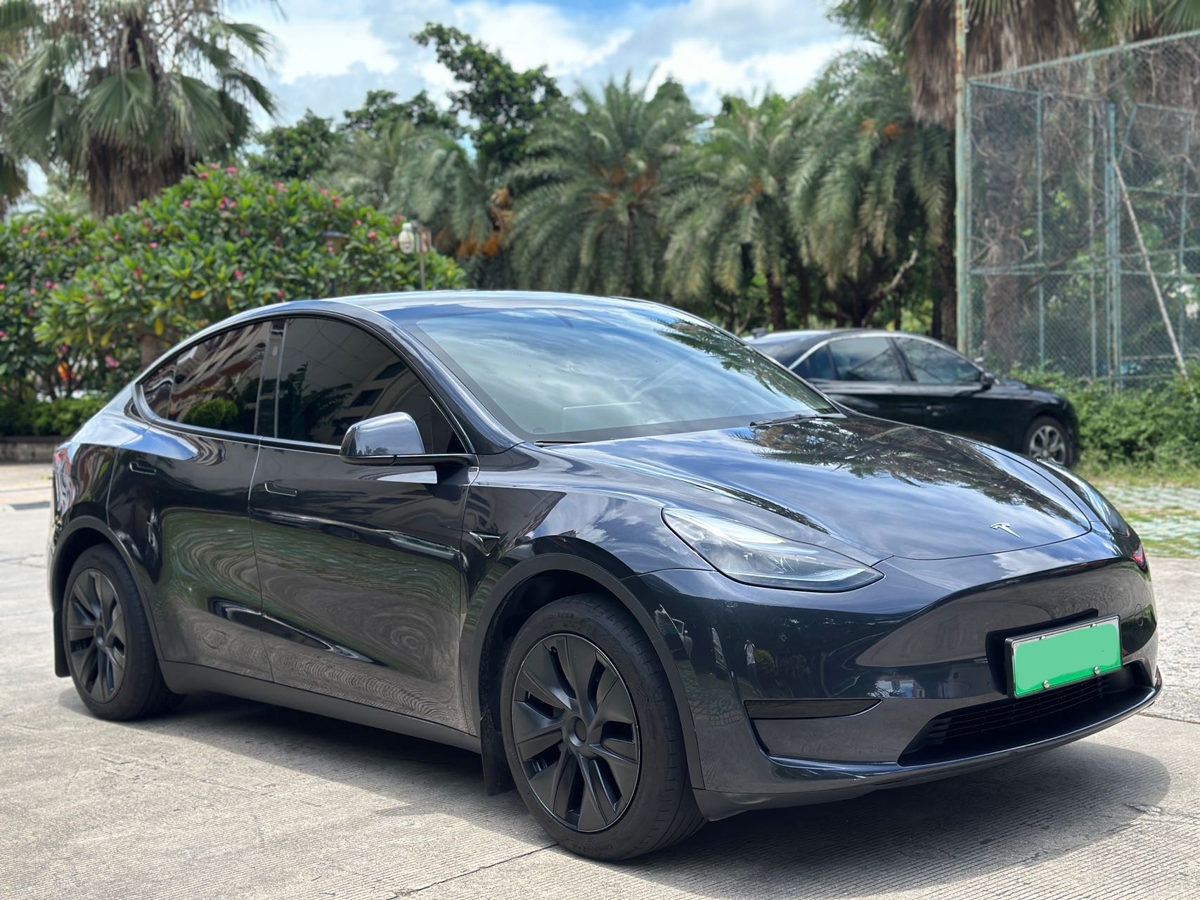 Tesla Model Y 2024 #3 Tesla Model Y 2024 car image #3
