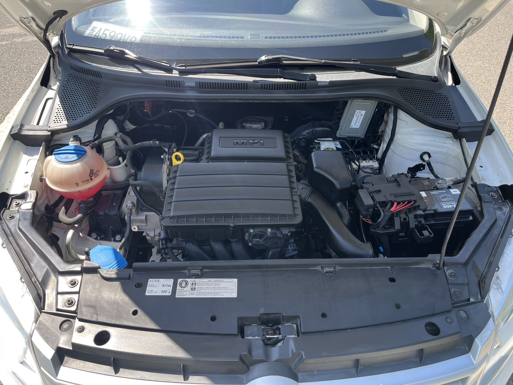 Volkswagen Santana 2014 car image #9