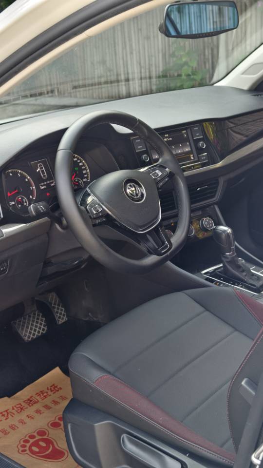 2019 immagine di auto #5