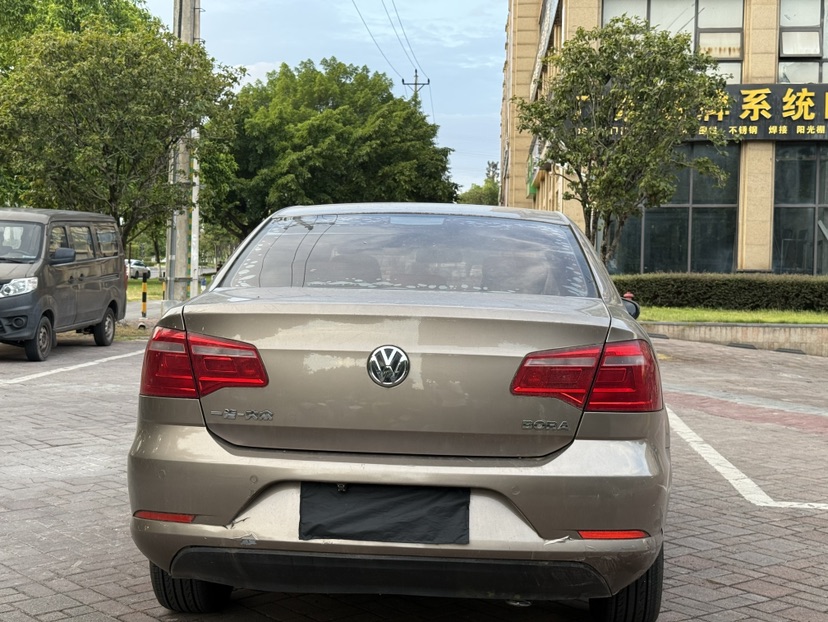 Volkswagen Bora 2015 #6 Volkswagen Bora 2015 car image #6
