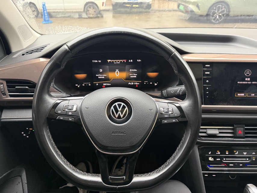 Volkswagen Tharu 2022 car image #10