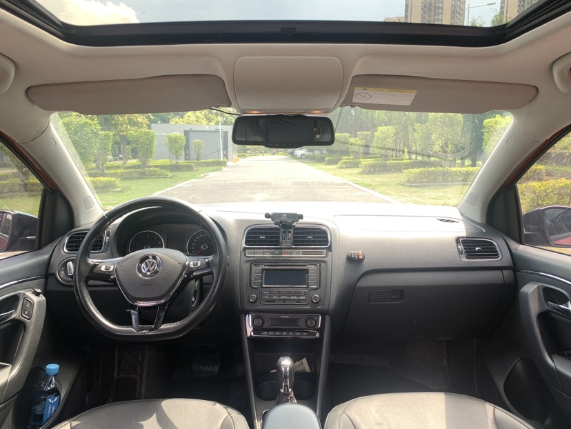 Volkswagen Polo 2017 car image #5