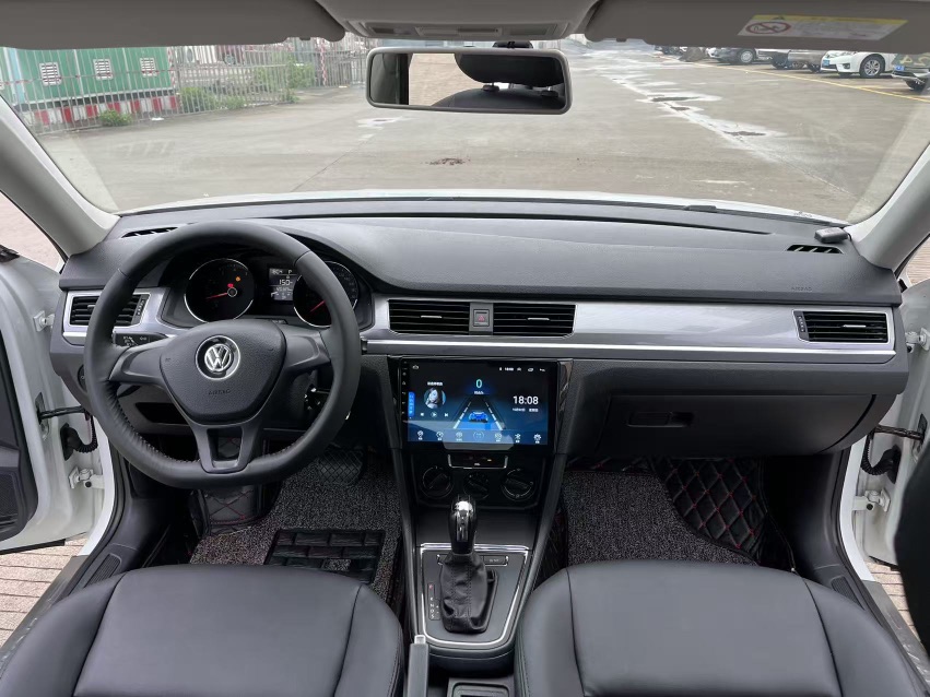 Volkswagen Bora 2018 car image #9