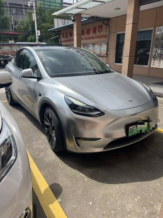 Tesla Model Y 2022 #2 Tesla Model Y 2022 car image #2