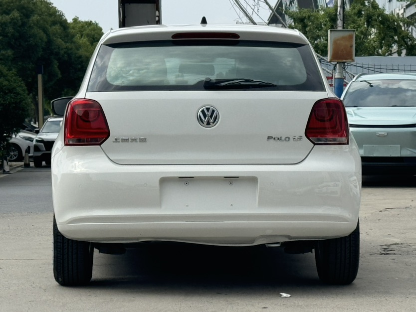 Volkswagen Polo 2013 #4 Volkswagen Polo 2013 car image #4