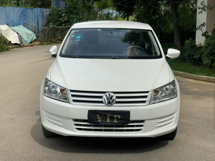 Volkswagen Santana 2015 car image #8