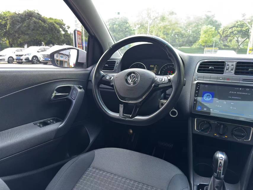 Volkswagen Polo 2017 #15 Volkswagen Polo 2017 car image #15