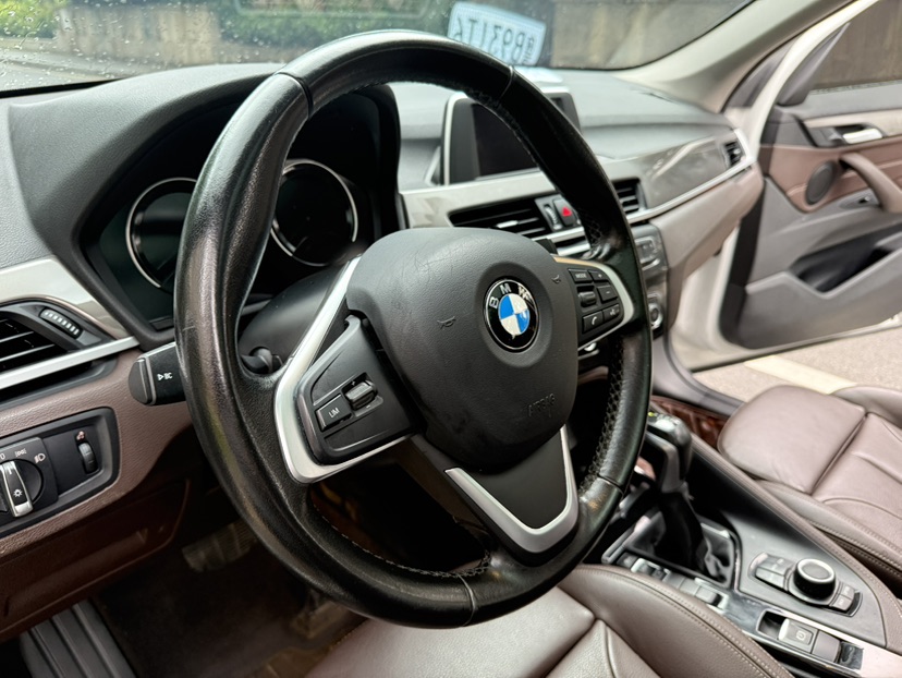 BMW X1 2019 #5 BMW X1 2019 car image #5