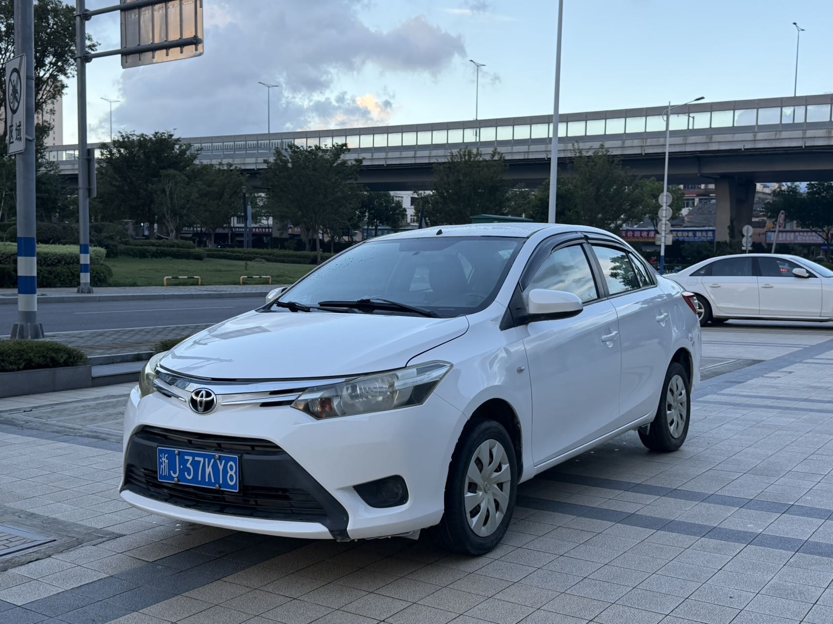 Toyota Vios 2014 Toyota Vios 2014 car image