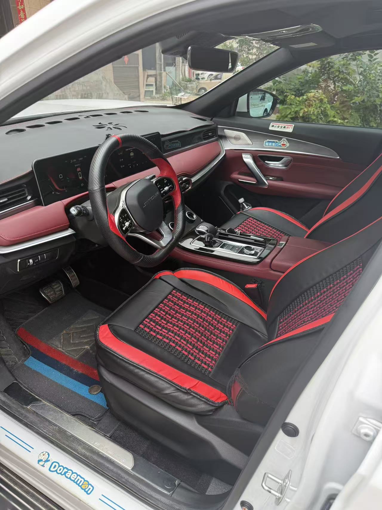 Jetour X70 PLUS 2021 #4 Jetour X70 PLUS 2021 car image #4