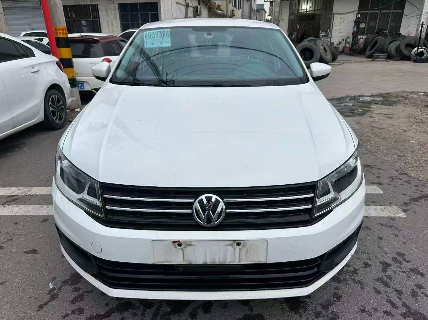 Volkswagen Santana 2017 car image 